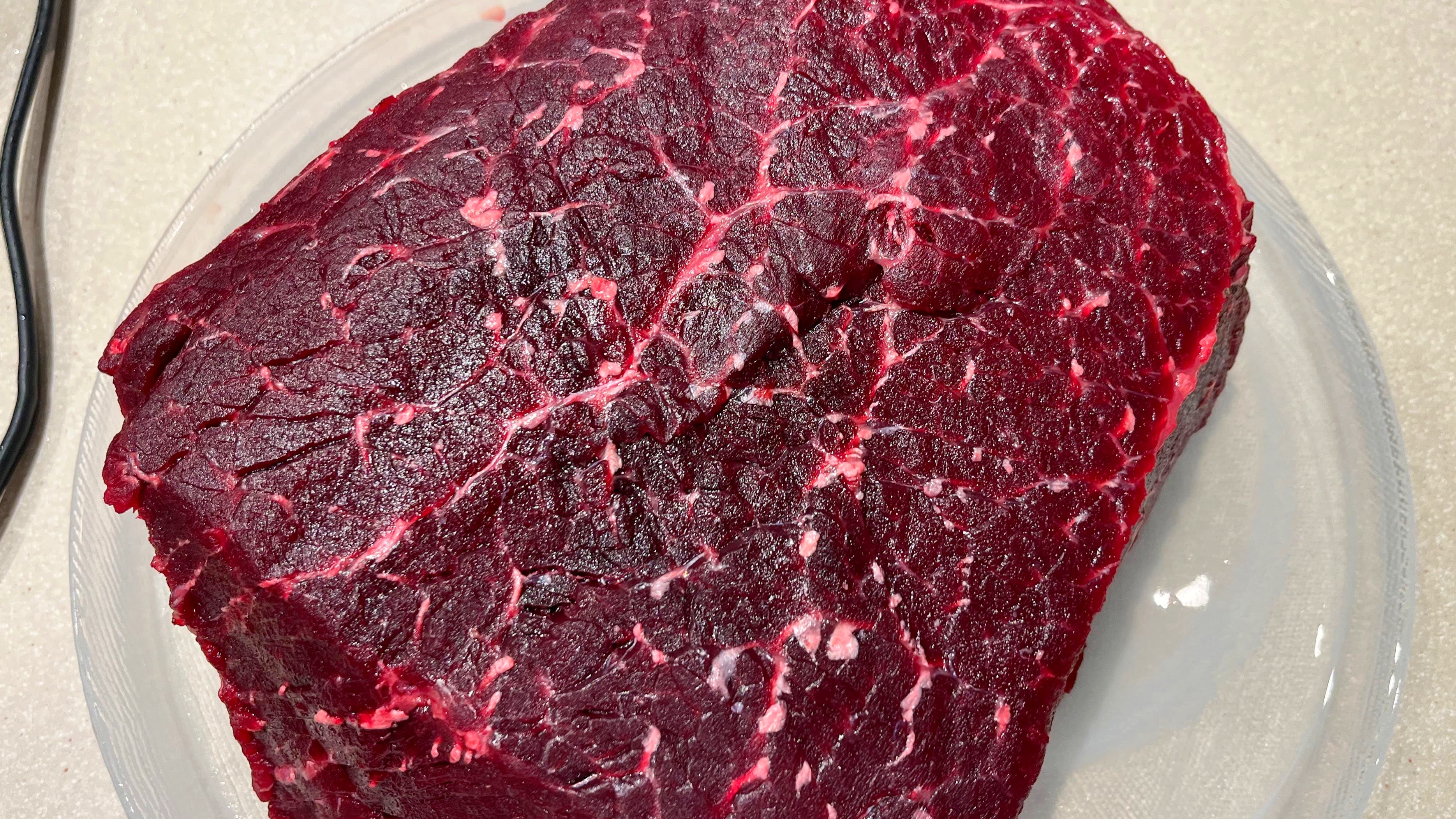 マリンビタミンとは何？効果を徹底解説！鯨肉に含まれる海の栄養が注目される理由も